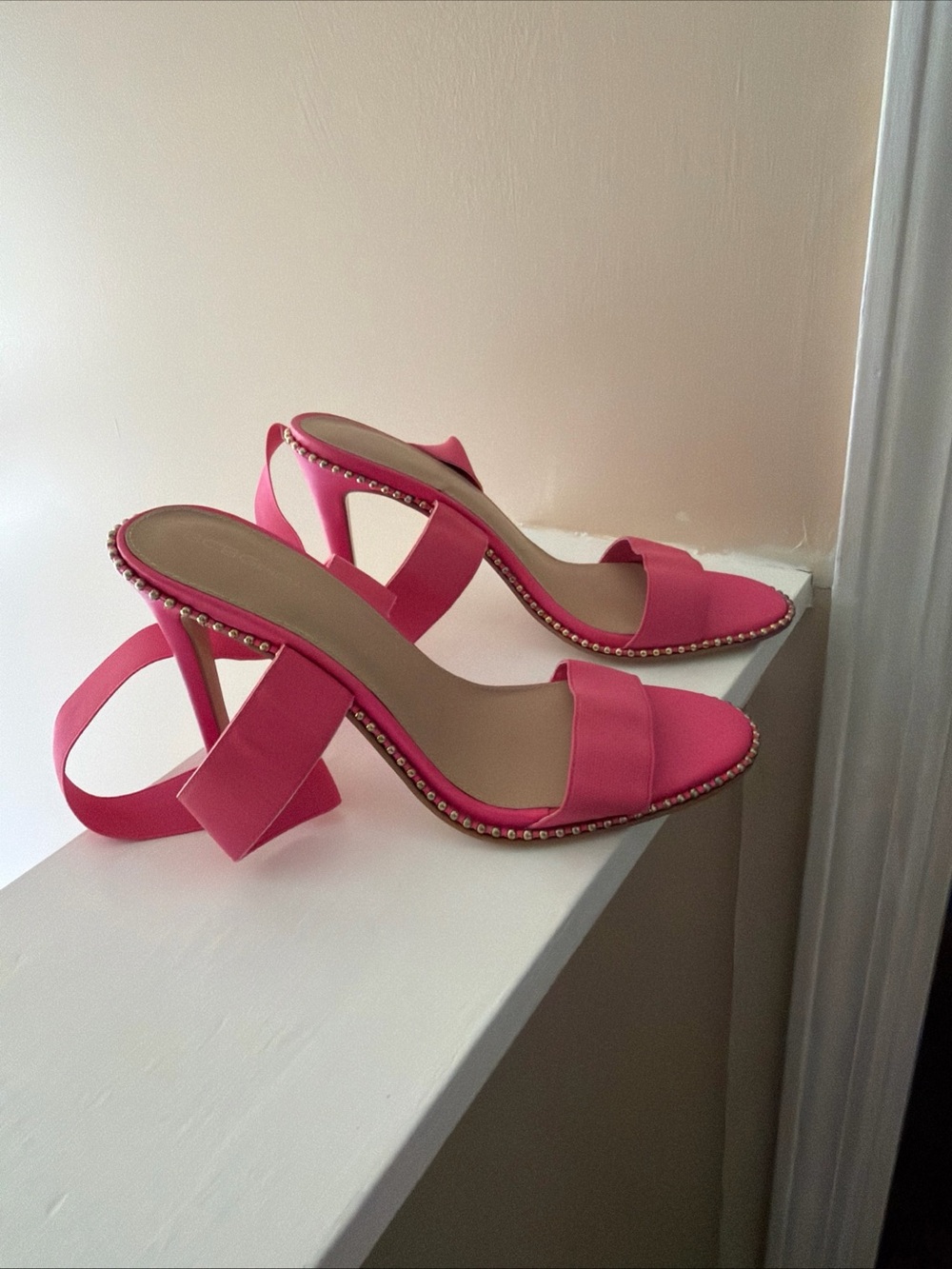 BCBGeneration Pink Open-Toe Heeled strappy 4” heel Sandals size 9M